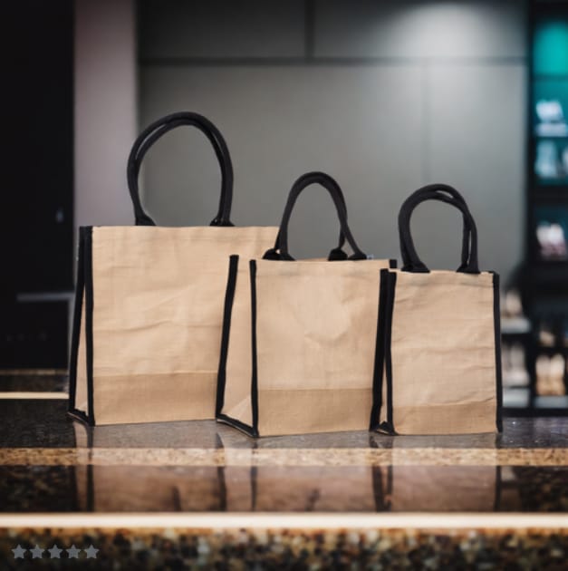 AI pics of a Product Photos Tote bag in a retail setting